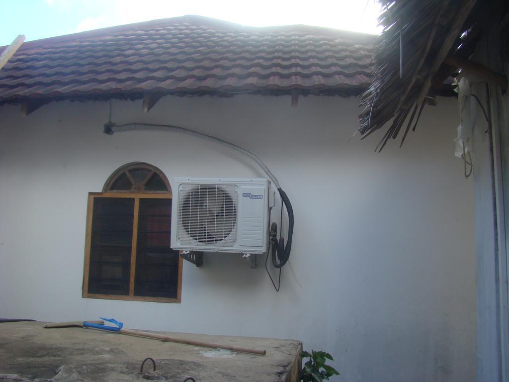 Hotel H&h Beach Bungalows *