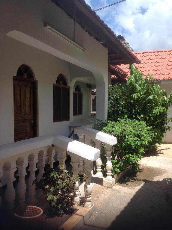H&h Beach Bungalows Nungwi