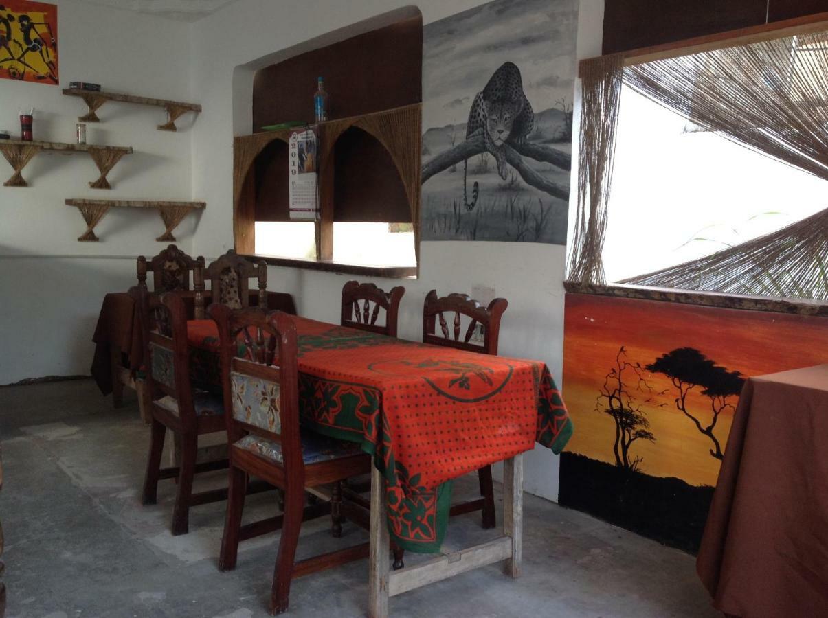 H&h Beach Bungalows Hotel *